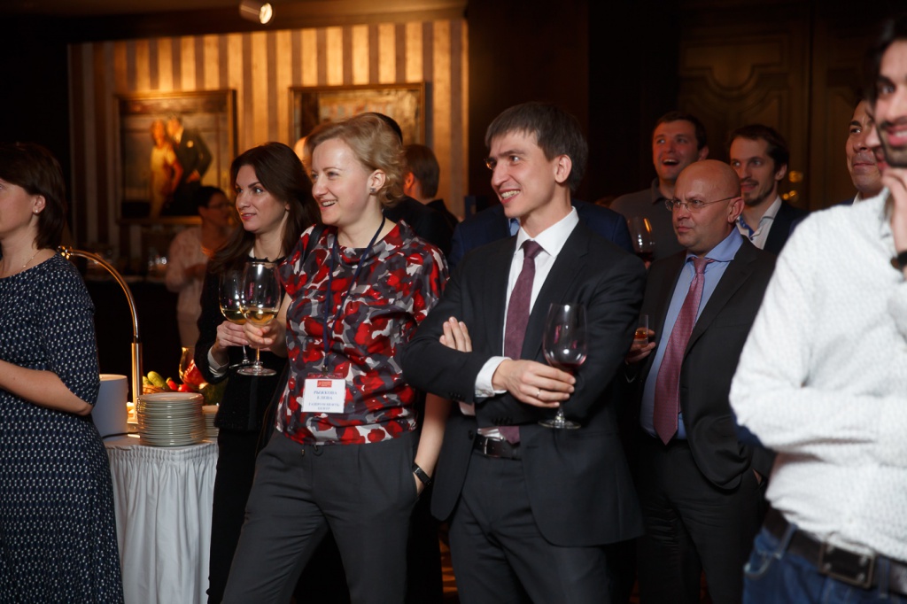  МЗС отпраздновала свой 25-летний юбилей! На торжественном вечере в отеле «Балчуг Кемпински» собрались друзья, коллеги и клиенты фирмы. 